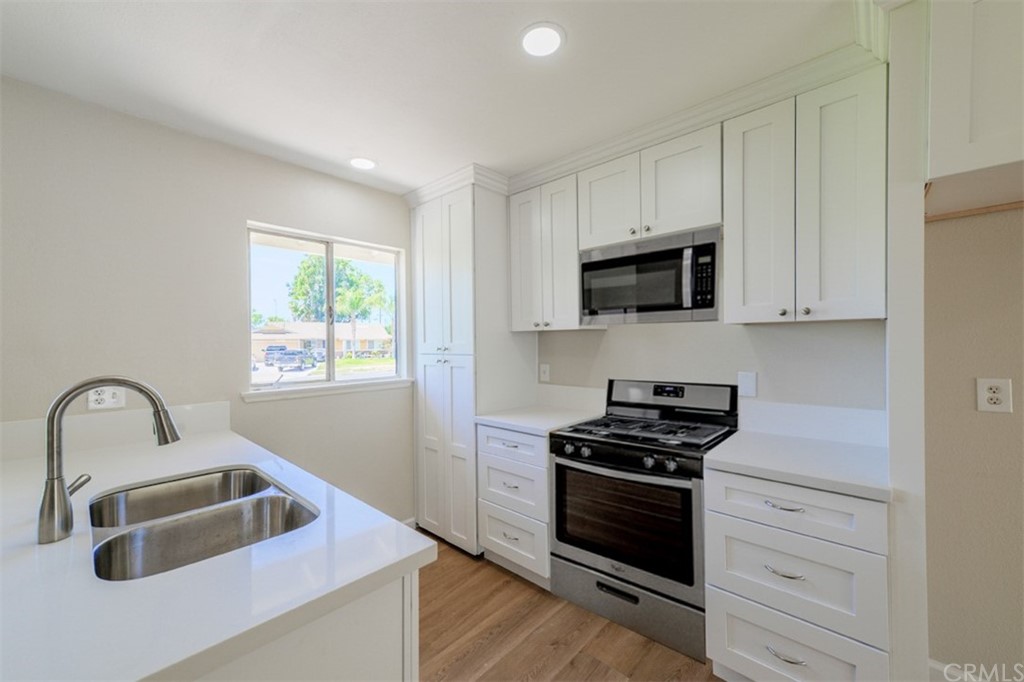 4349 Salerno Drive Riverside, CA 92503 - Photo 11 of 26