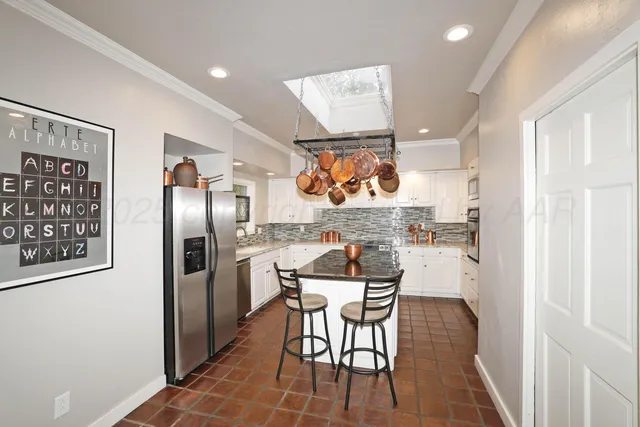 $465,000 | 3 Woodstone Street, Amarillo, TX 79106