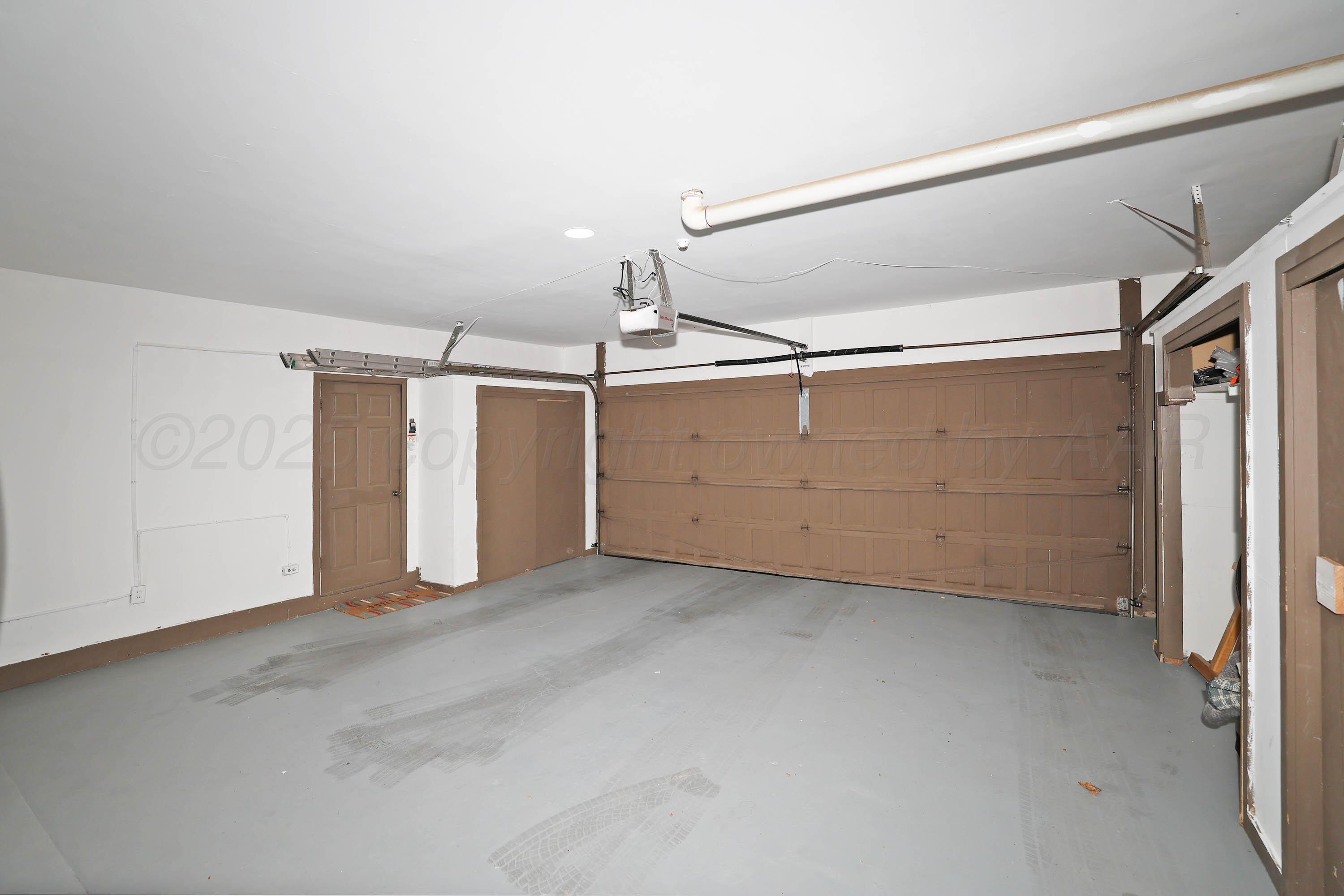 3 Woodstone Street Amarillo, TX 79106 - Photo 44 of 44 a view of an empty room