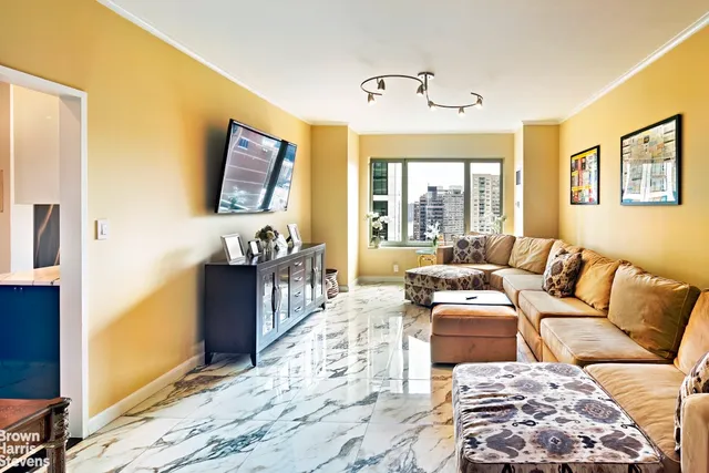 $2,850,000 | 425 East 58th Street, Unit 31A | Sutton Place