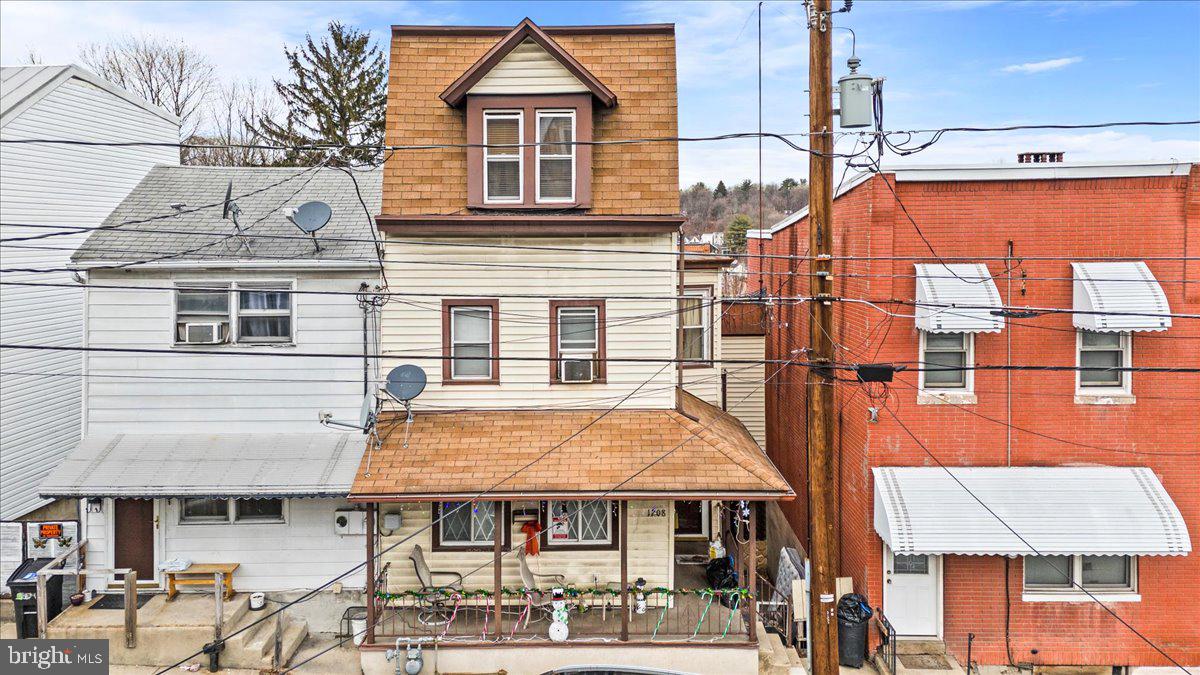 1208 West Norwegian Street Pottsville, PA 17901 - Photo 1 of 24