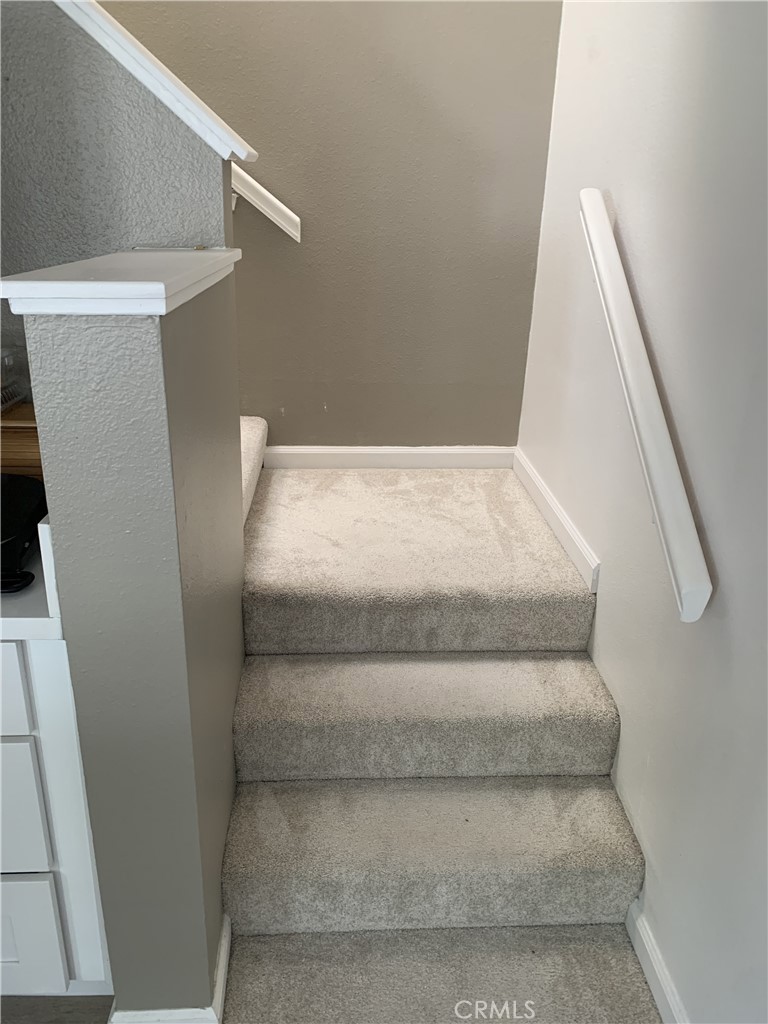 41 Fallingstar, Unit 28 Irvine, CA 92614 - Photo 21 of 34 a view of entryway