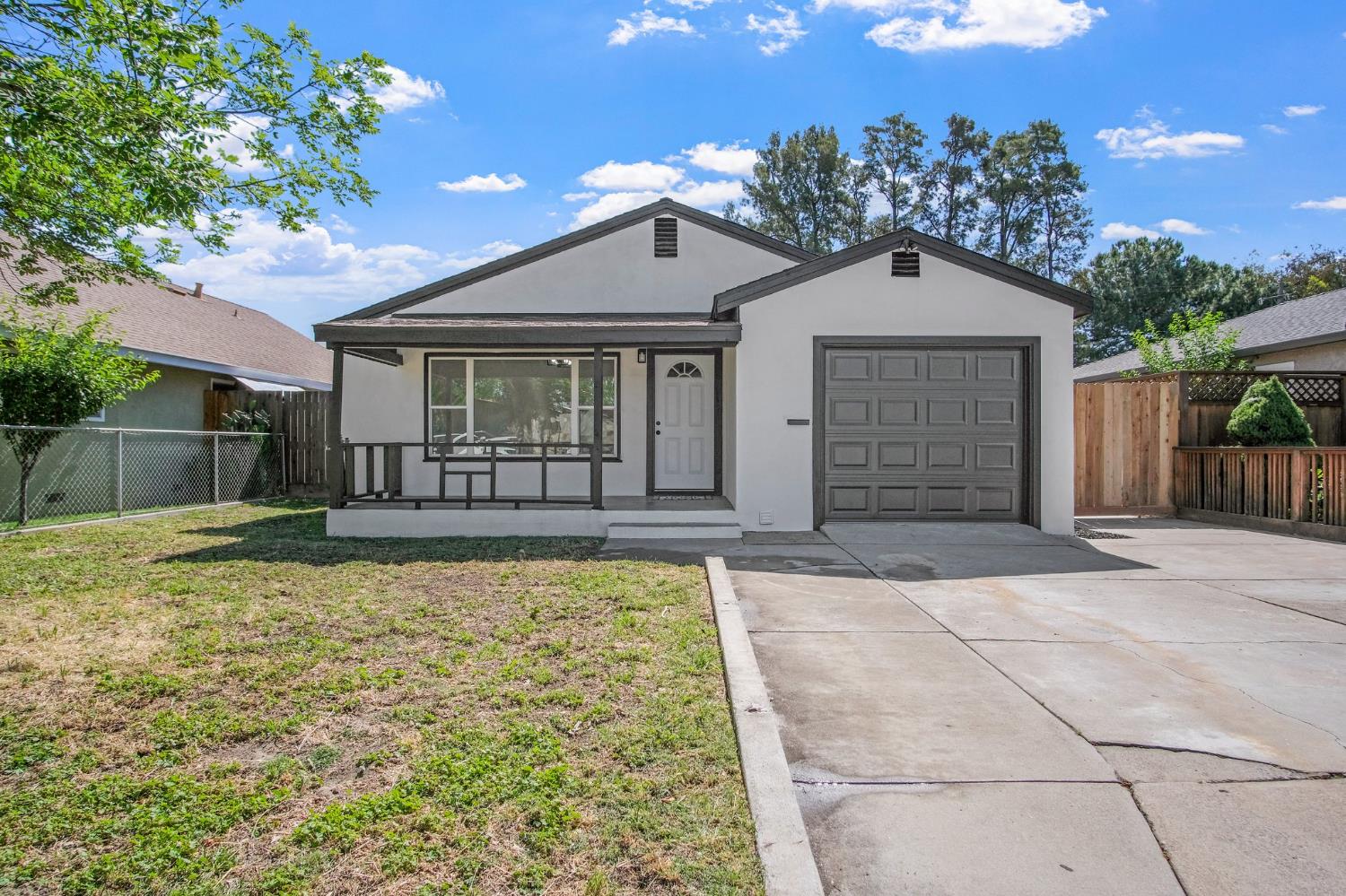 2728 Whitcomb Way Modesto, CA 95350 - Photo 1 of 1 Gallery Image 1