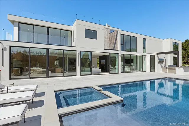 $17,495,000 | 99 Pointe Mecox Lane, Bridgehampton, NY 11976