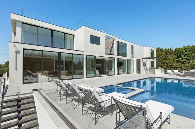 $17,495,000 | 99 Pointe Mecox Lane, Bridgehampton, NY 11976