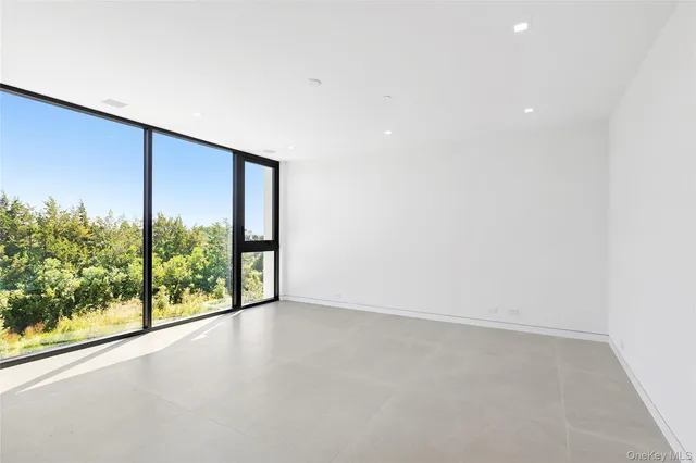 $17,495,000 | 99 Pointe Mecox Lane, Bridgehampton, NY 11976