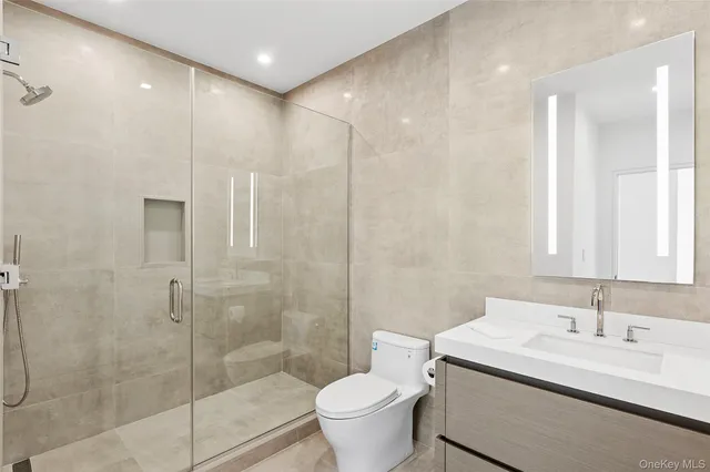 $17,495,000 | 99 Pointe Mecox Lane, Bridgehampton, NY 11976