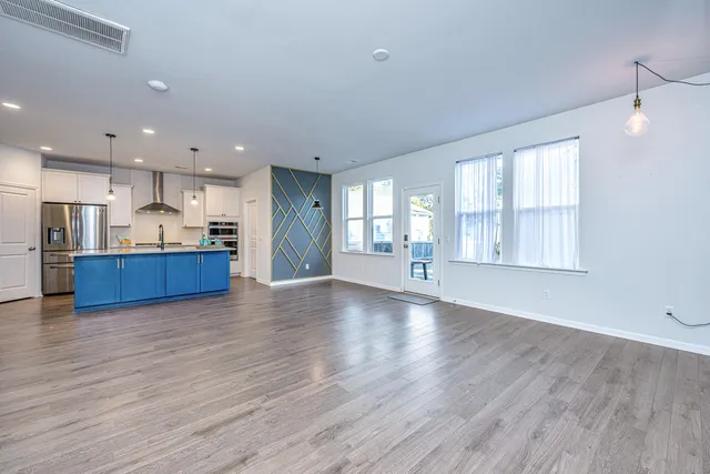 $750,000 | 2050 Utsey Street, Johns Island, SC 29455