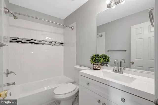 $514,990 | 7905 Rebel Walk Drive, Manassas, VA 20109