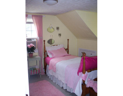 64 Springvale Road Reading, MA 01867 - Photo 14 of 17 Gallery Image 14
