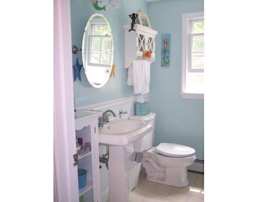 64 Springvale Road Reading, MA 01867 - Photo 15 of 17 Gallery Image 15