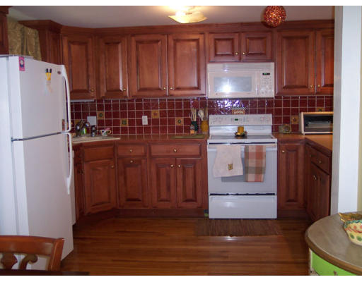 64 Springvale Road Reading, MA 01867 - Photo 5 of 17 Gallery Image 5