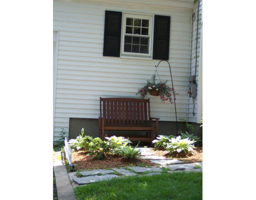64 Springvale Road Reading, MA 01867 - Photo 7 of 17 Gallery Image 7