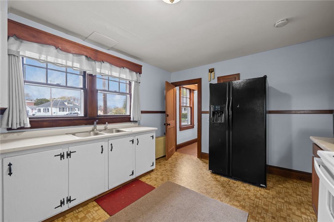 8 Perkins Avenue Westerly, RI 02891 - Photo 31 of 47