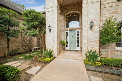 $2,975,000 | 11524 Taylorcrest Road, Houston, TX 77024