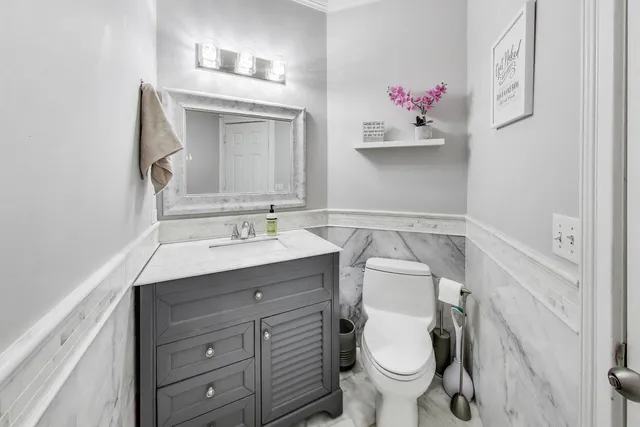 $729,000 | 5205 Notting Hill Road, Gurnee, IL 60031