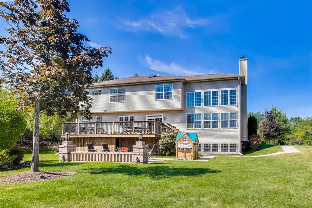 $729,000 | 5205 Notting Hill Road, Gurnee, IL 60031