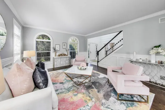 $729,000 | 5205 Notting Hill Road, Gurnee, IL 60031