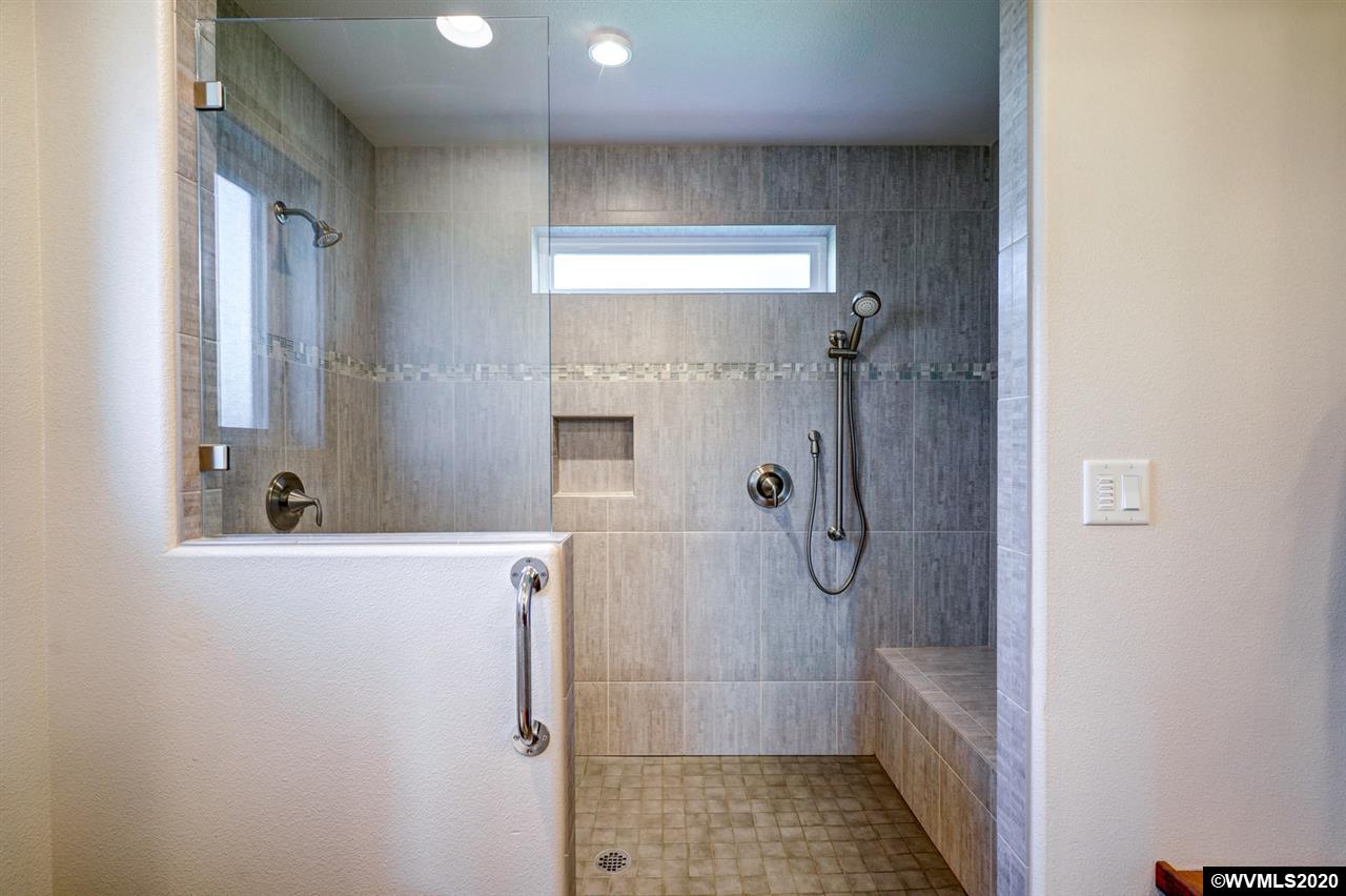 35606 Riverside Drive Albany, OR 97321 - Photo 31 of 42 Gallery Image 31