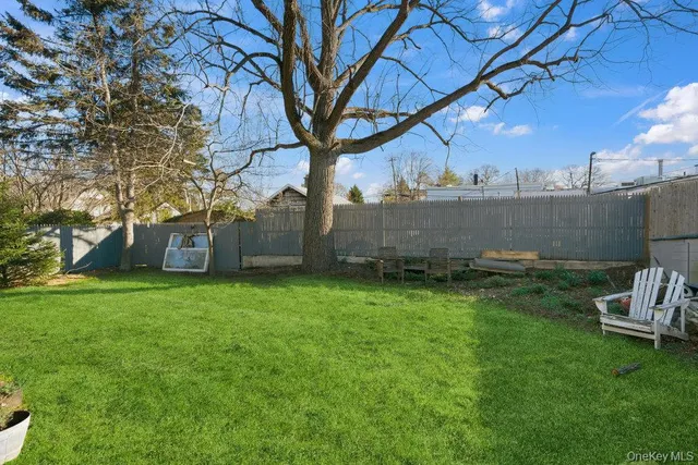 $689,000 | 9 Lynch Street, Huntington Station, NY 11746