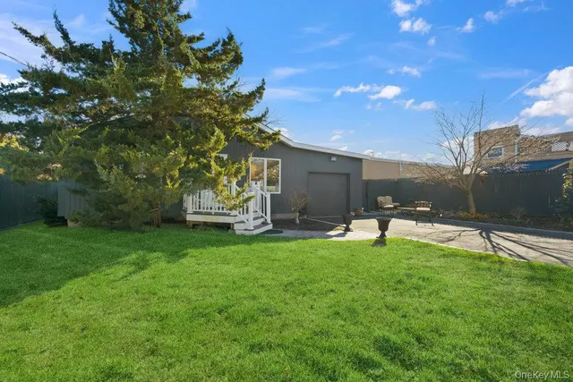 $689,000 | 9 Lynch Street, Huntington Station, NY 11746