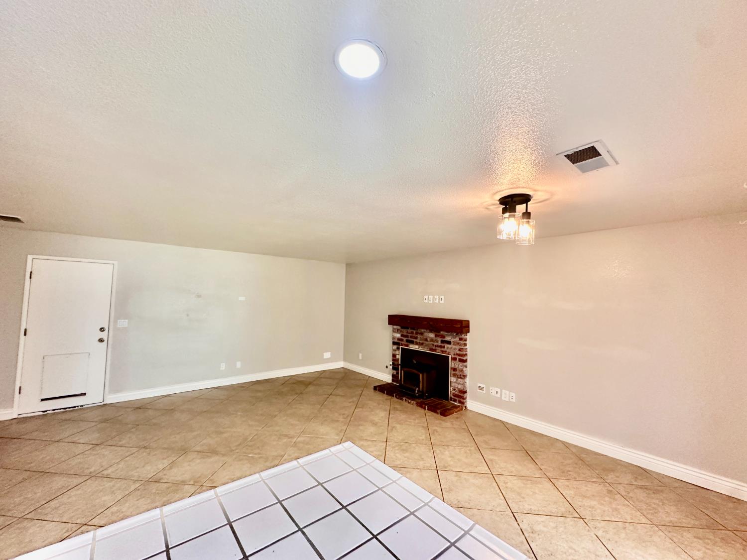 2915 Raintree Court Stockton, CA 95219 - Photo 6 of 23