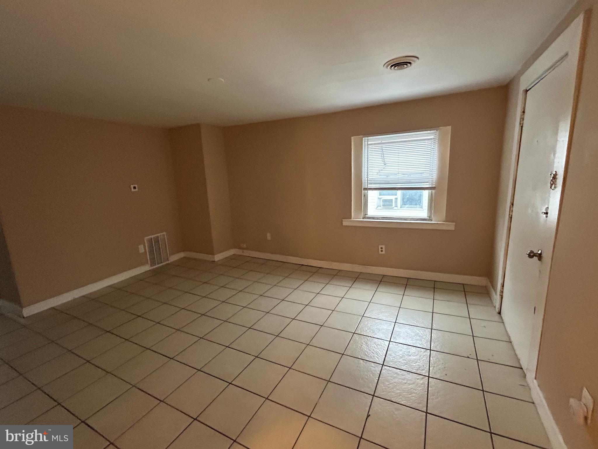 34 Washington Street, Unit 2A Mount Holly, NJ 08060 - Photo 2 of 6