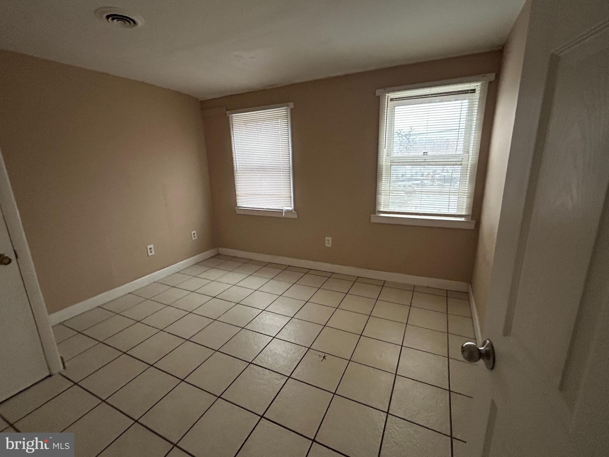 34 Washington Street, Unit 2A Mount Holly, NJ 08060 - Photo 5 of 6