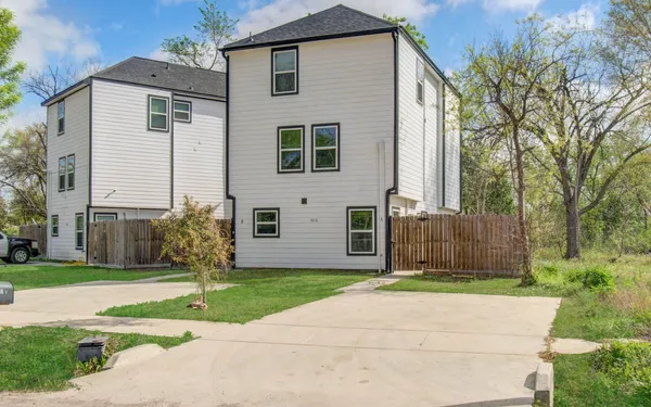 $1,750 | 4616 Shreveport Boulevard, Unit B, Houston, TX 77028