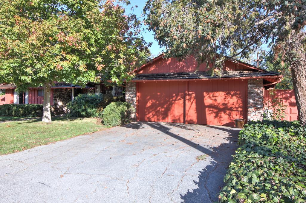 835 Riverside Drive Los Altos, CA 94024 - Photo 3 of 39 Gallery Image 3