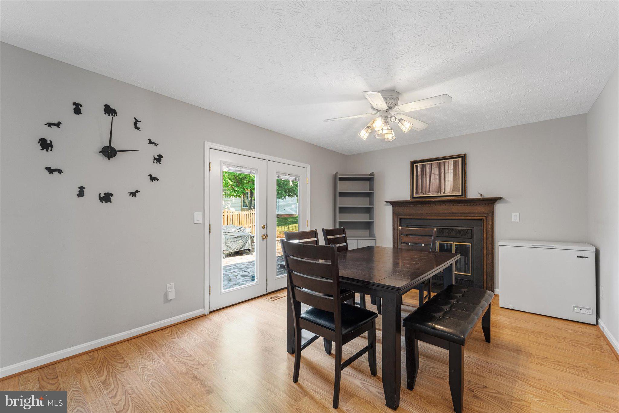10461 Brackets Ford Circle Manassas, VA 20110 - Photo 12 of 52 Family Room with fireplace off kitchen