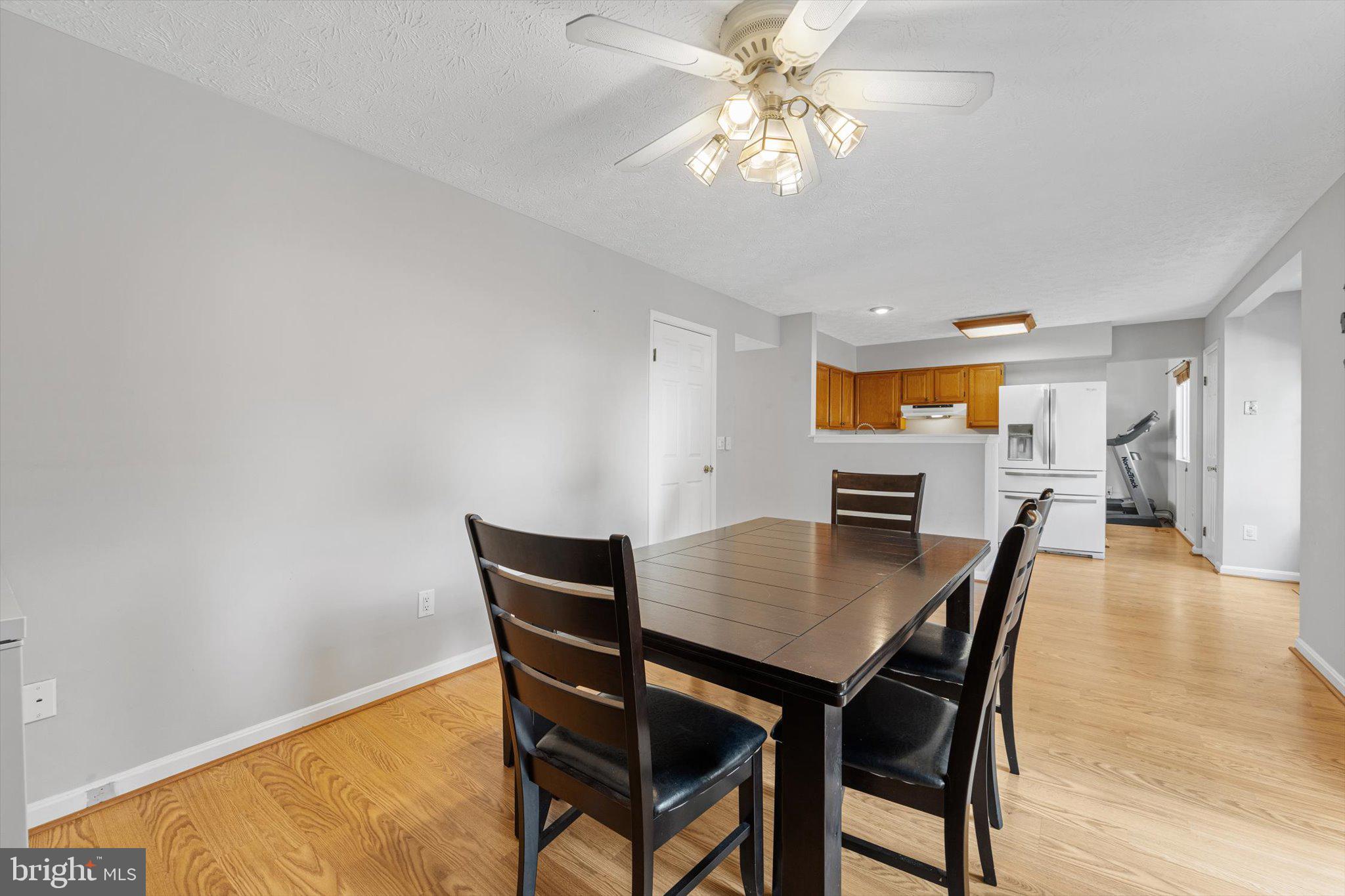 10461 Brackets Ford Circle Manassas, VA 20110 - Photo 13 of 52