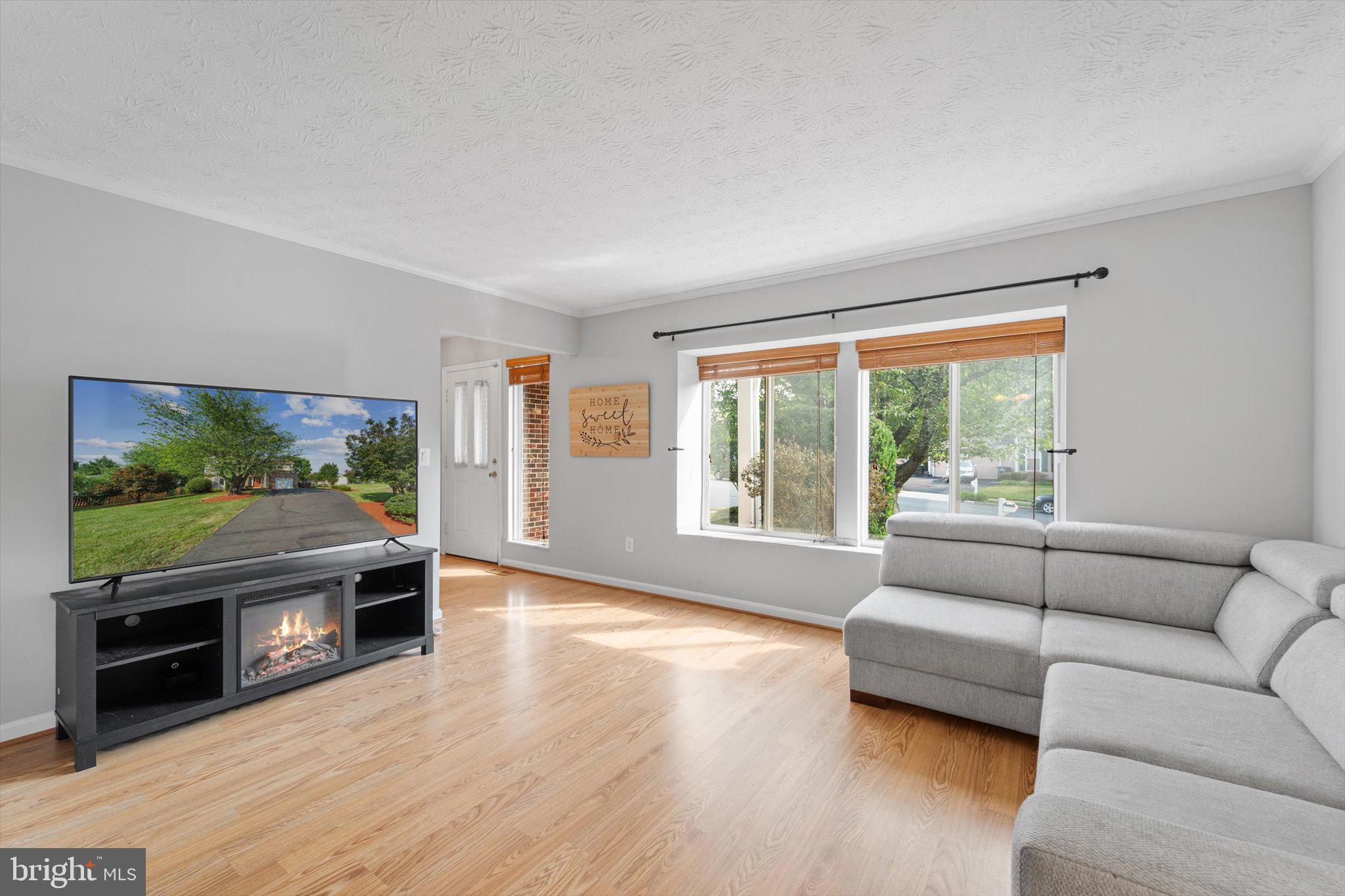 10461 Brackets Ford Circle Manassas, VA 20110 - Photo 15 of 52