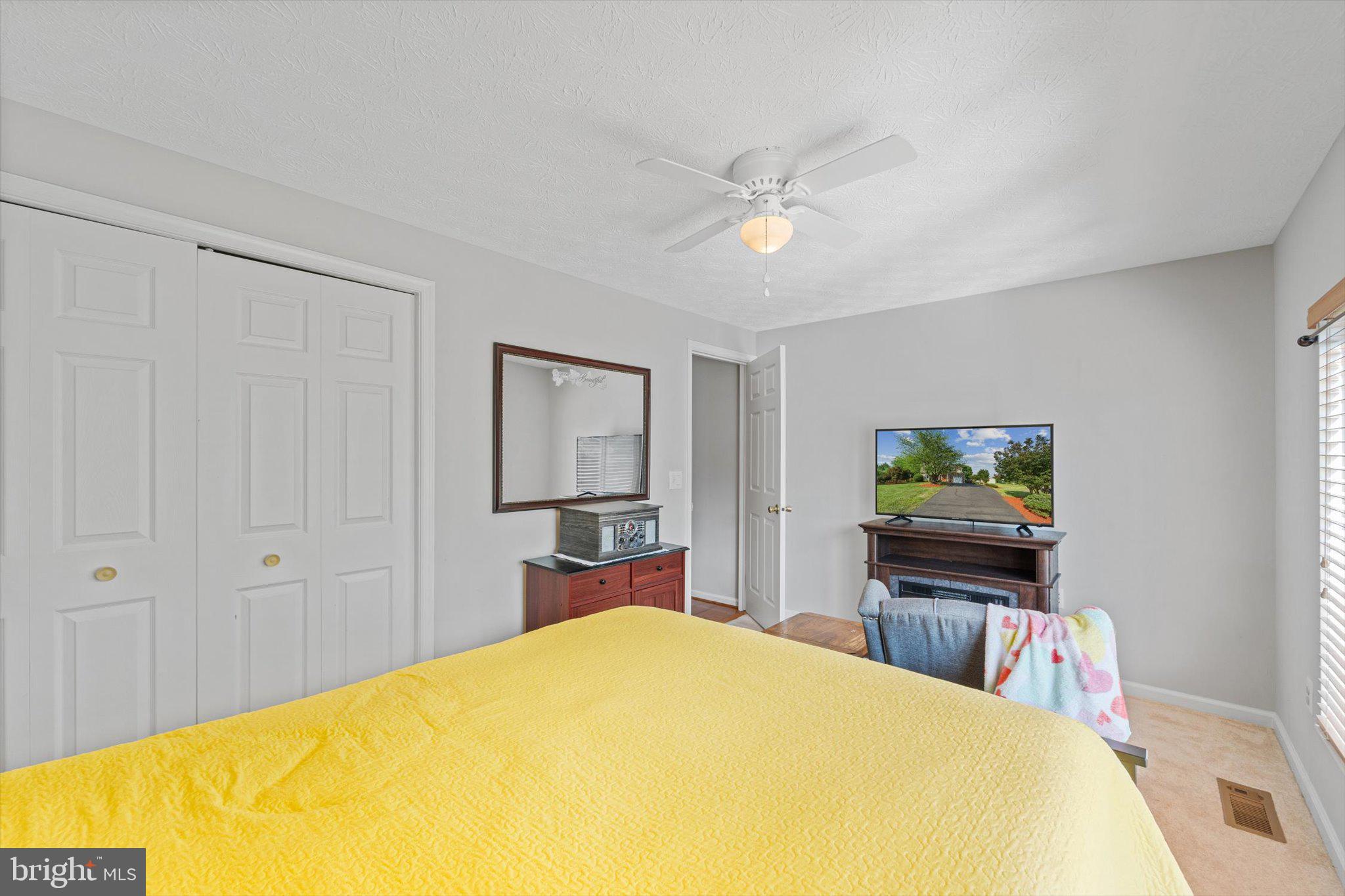 10461 Brackets Ford Circle Manassas, VA 20110 - Photo 27 of 52 Bedroom 2