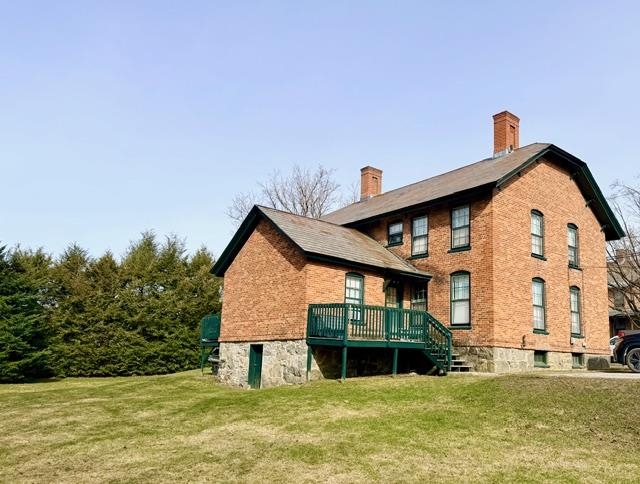 1931 Vermont Rte 67 East Shaftsbury, VT 05257 - Photo 4 of 12