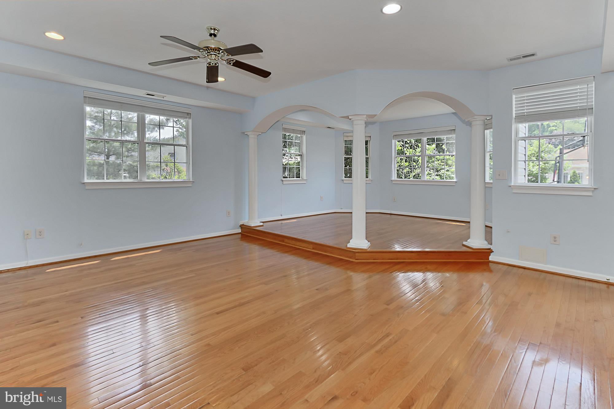 8107 Hudson Falls Way Springfield, VA 22153 - Photo 28 of 51 Gallery Image 28