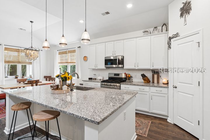 347 Great Harvest Road Bluffton, SC 29909 - Photo 2 of 54