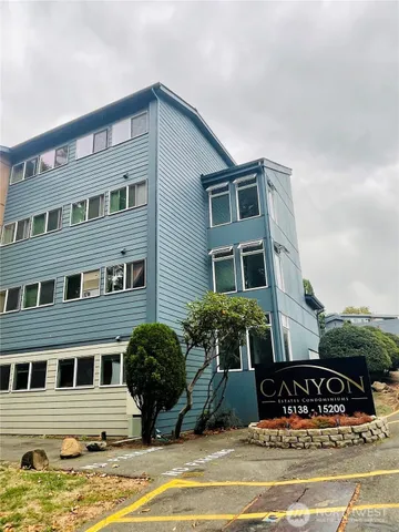 $1,499 | 15154 65th Avenue South, Unit 911, Tukwila, WA 98188