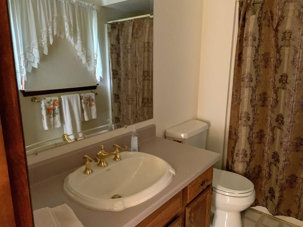 91 Valley Road Indiana, PA 15701 - Photo 8 of 15 Bathroom