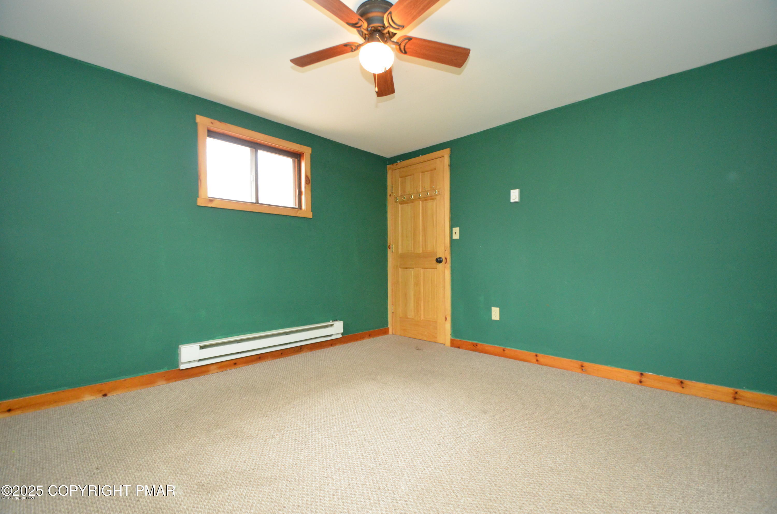 1718 Donalds Road Effort, PA 18330 - Photo 11 of 21 20190102192646023591000000-o