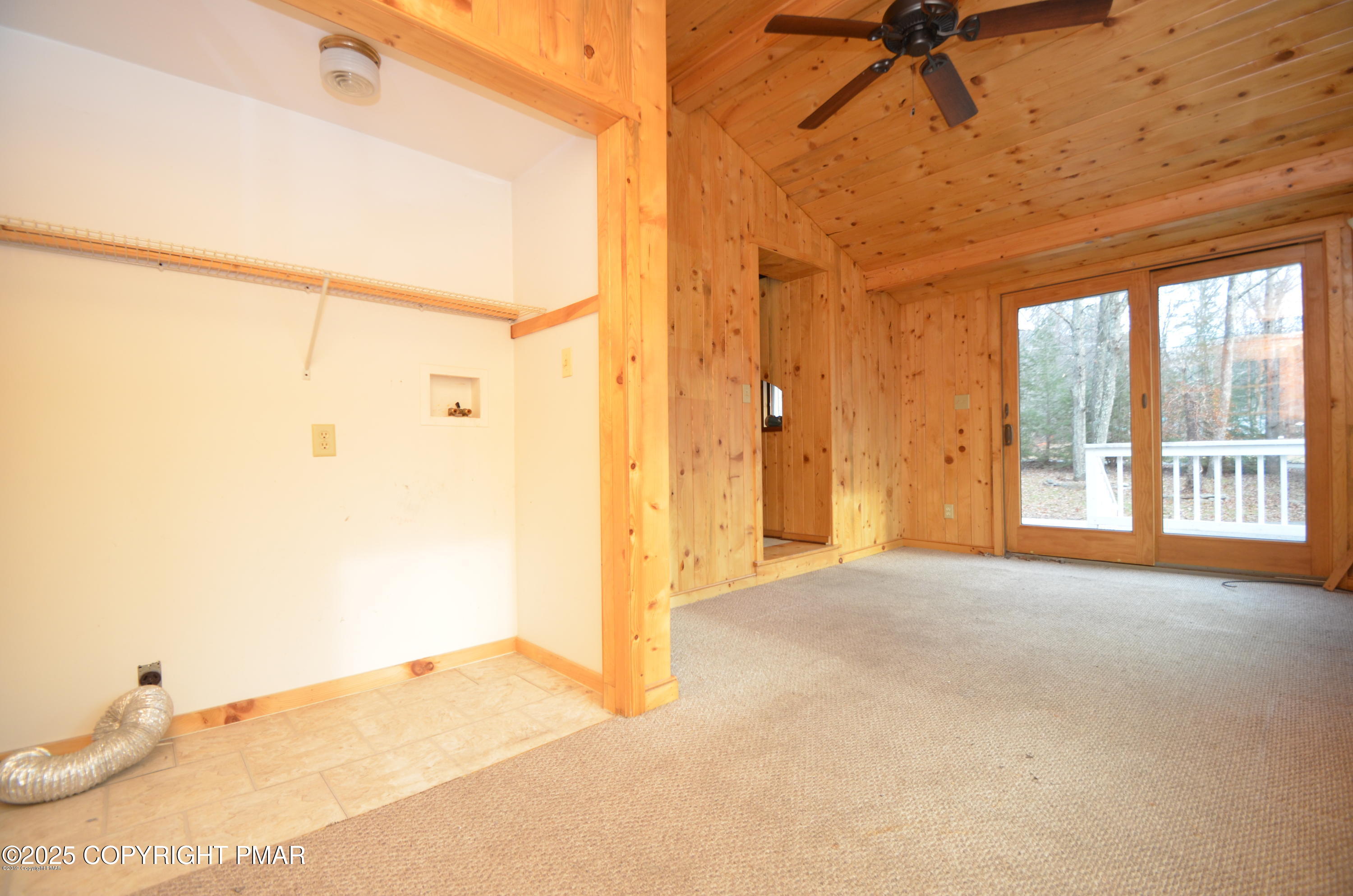 1718 Donalds Road Effort, PA 18330 - Photo 14 of 21 20190102192836321300000000-o
