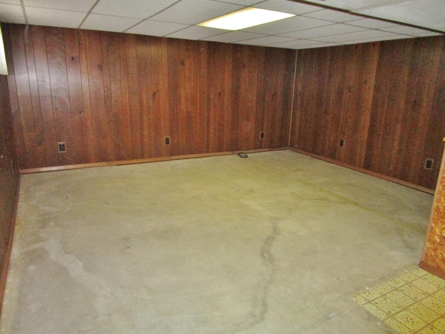 8407 Cheviot Road Cincinnati, OH 45247 - Photo 24 of 34 Gallery Image 24