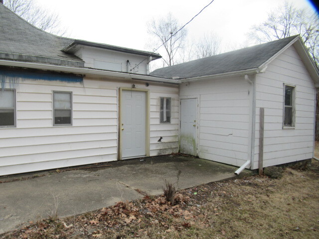 106 South State Street Danville, IL 61832 - Photo 2 of 13