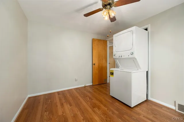 $230,000 | 16 Bellewood Circle, Syracuse, NY 13212