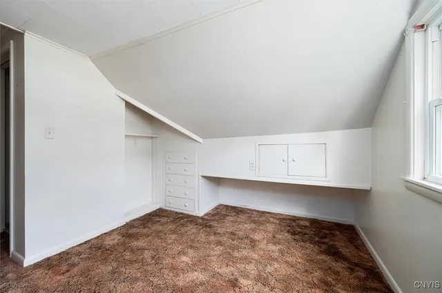 $230,000 | 16 Bellewood Circle, Syracuse, NY 13212