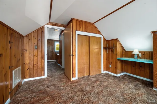 $230,000 | 16 Bellewood Circle, Syracuse, NY 13212