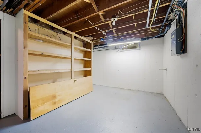 $230,000 | 16 Bellewood Circle, Syracuse, NY 13212