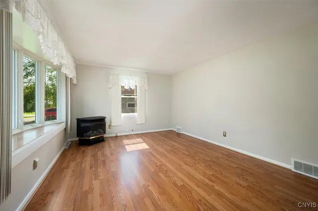 $230,000 | 16 Bellewood Circle, Syracuse, NY 13212