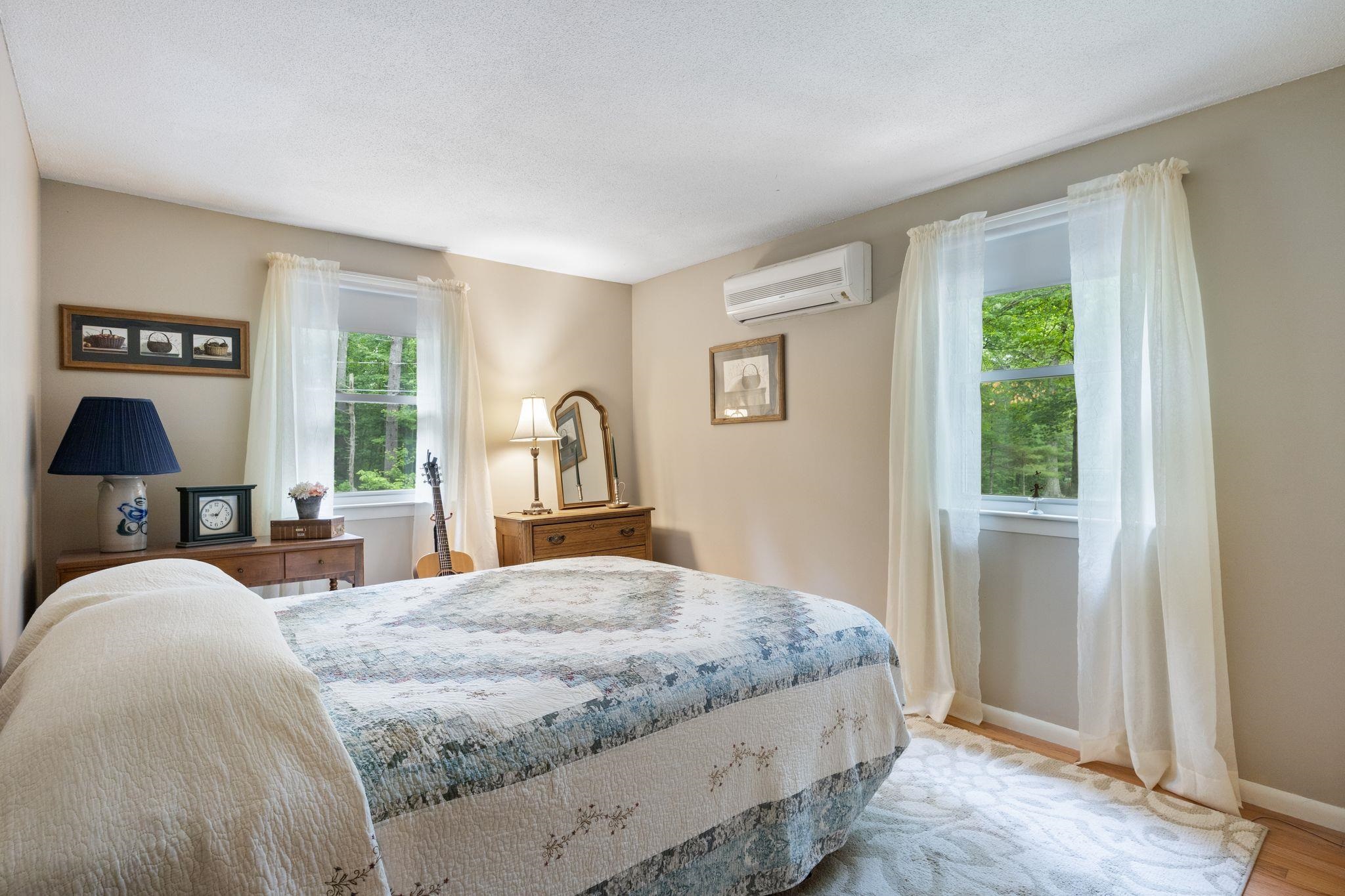12 Mill Road Londonderry, NH 03053 - Photo 15 of 28 Gallery Image 15