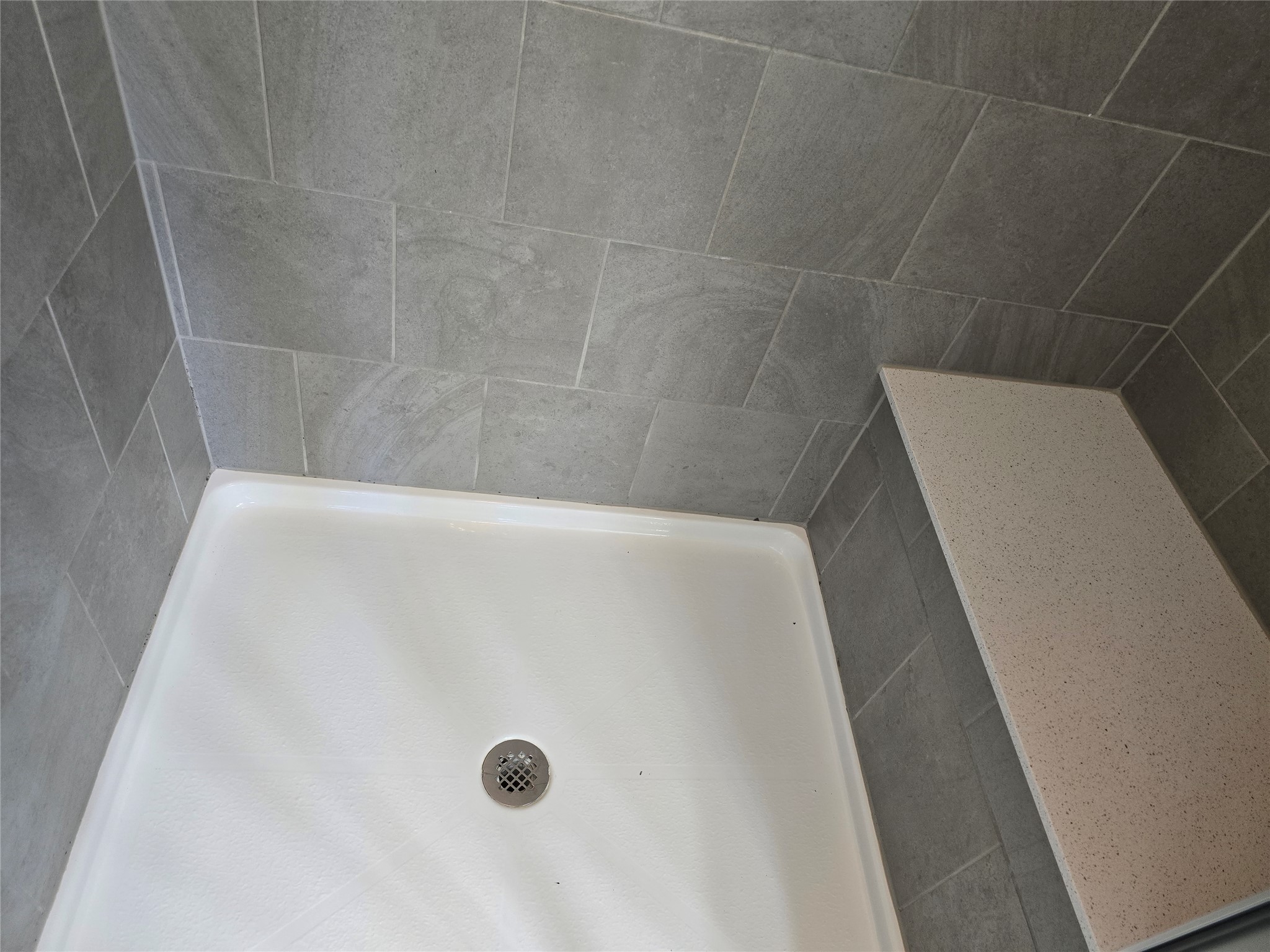 13800 Lyndhurst Street, Unit 233 Austin, TX 78717 - Photo 20 of 38 Full bath with a tile shower